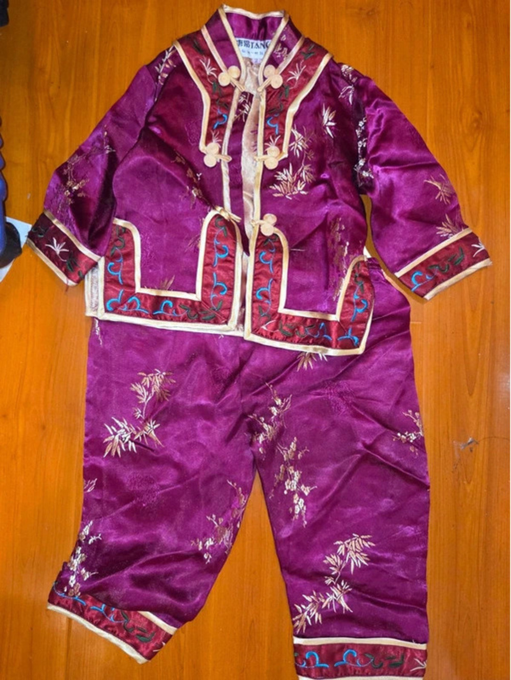 Kids outfit Asian 2
